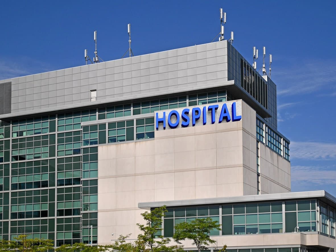 hospitals and medical centers in petaluma